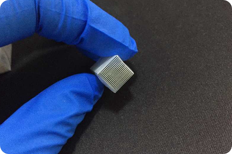 Dual layer output Arrays