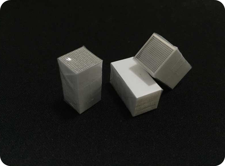 Dual layer output Arrays