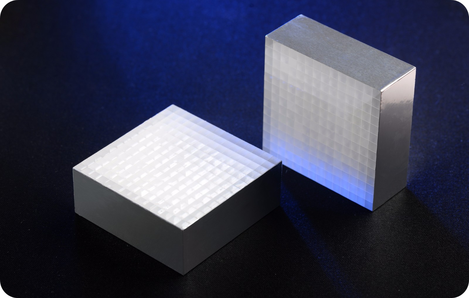 LYSO Crystal_14×14 Arrays